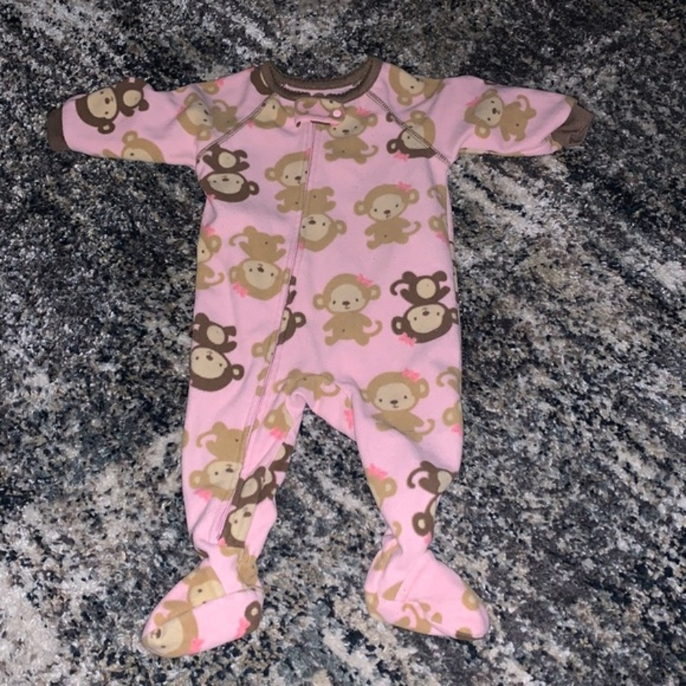 Carter’s Pajamas 6 months Pre owned